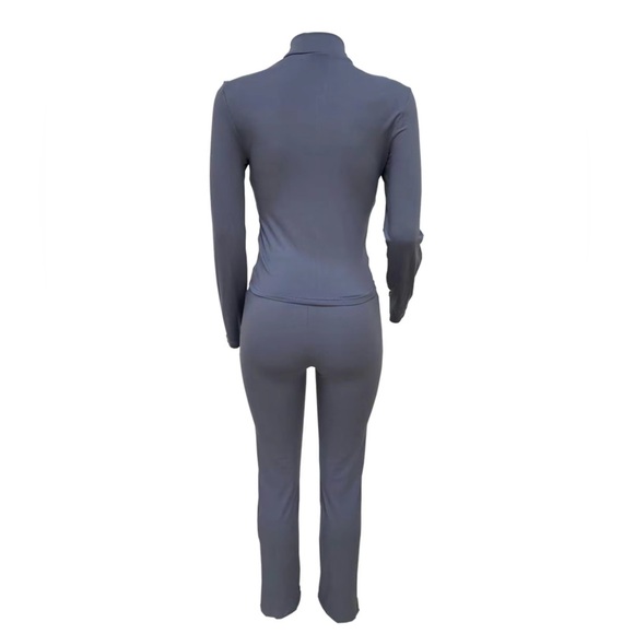 Grey workout 2 piece set - Picture 2 of 2